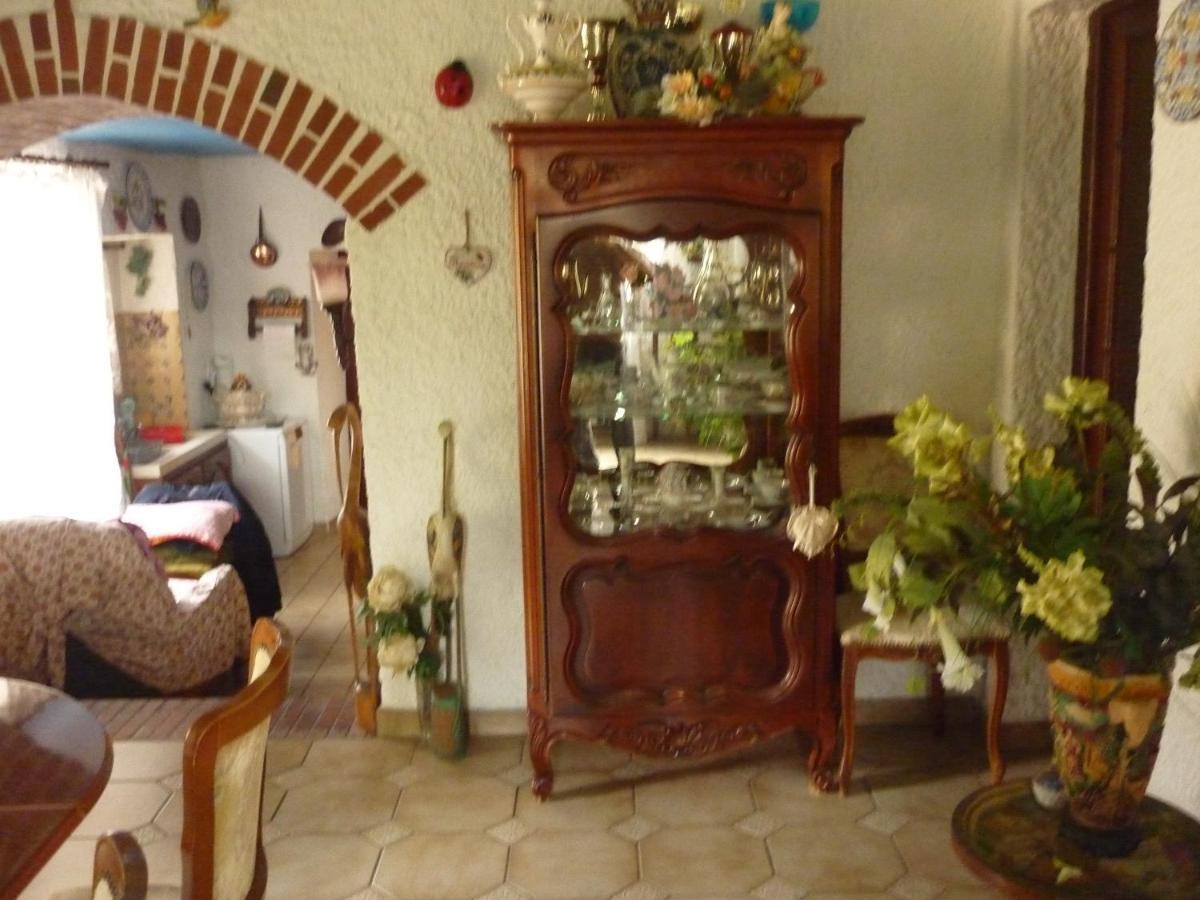 Bed and Breakfast Domaine De Rode Buze Cahors Esterno foto